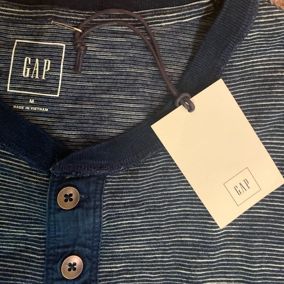 Men’s Long sleeve Gap Shirt - Picture 7 of 7